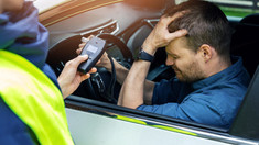 Zeci de șoferi prinși băuți la volan, în weekend. Alte câteva mii de conducători auto - amendați pentru viteză