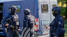 Percheziții de amploare în această dimineață: Peste 250 de descinderi într-un dosar privind destabilizarea ordinii publice (VIDEO)