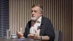 MALURI DE PRUT | Matei Vișniec: Să se lupte nu cu armele în stradă, ci prin dialog, atitudini și cuvânt. Să li se audă vocea celor care vor să trăiască în libertate!” (Video) 