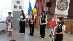 Săptămâna Limbii Române, marcată în școlile cu predare în limbile minorităților naționale (FOTO)

