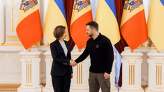 Volodimir Zelenski: „Aceste alegeri au demonstrat că activitatea destabilizatoare a Rusiei pierde, în timp ce Republica Moldova în Europa câștigă”