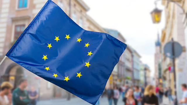 Eurobarometru | 67% dintre români cred că țara a beneficiat de apartenența la UE: oportunități de muncă, creștere a nivelului de trai și dezvoltare economică Eurobarometru | 67% dintre români cred că țara a beneficiat de apartenența la UE: oportunități de muncă, creștere a nivelului de trai și dezvoltare economică