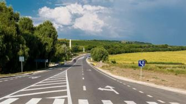 Guvernul a aprobat lista actualizată drumurilor naționale și locale din Republica Moldova Guvernul a aprobat lista actualizată drumurilor naționale și locale din Republica Moldova