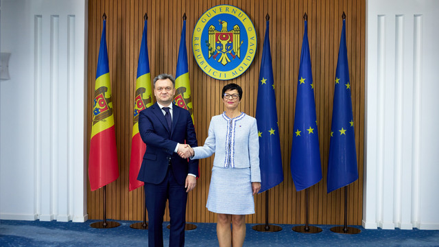 Dezvoltarea afacerilor și atragerea investițiilor, discutate de Marta Kos și premierul Dorin Recean (FOTO) Dezvoltarea afacerilor și atragerea investițiilor, discutate de Marta Kos și premierul Dorin Recean (FOTO)
