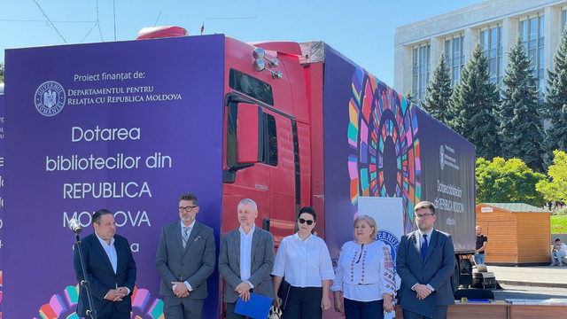 România a donat peste 80.000 de cărți în limba română pentru bibliotecile din R. Moldova. Sergiu Prodan: „Este o investiție în viitor” (FOTO) România a donat peste 80.000 de cărți în limba română pentru bibliotecile din R. Moldova. Sergiu Prodan: „Este o investiție în viitor” (FOTO)