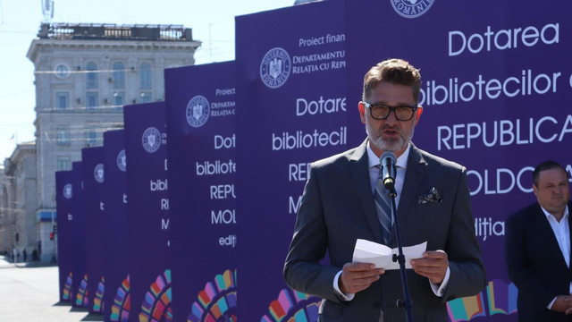 Ambasadorul Cristian-Leon Țurcanu, despre donația de carte din partea României: „Confirmă valorile noastre comune și determinarea de a ne ajuta reciproc” Ambasadorul Cristian-Leon Țurcanu, despre donația de carte din partea României: „Confirmă valorile noastre comune și determinarea de a ne ajuta reciproc”