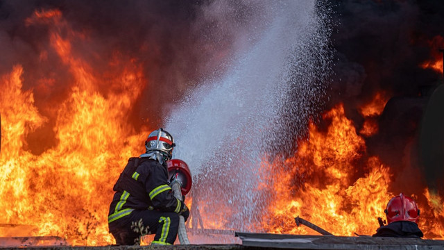 Rusia a lansat peste 1.300 de drone și aproape 900 de bombe ghidate asupra Ucrainei de la începutul lunii septembrie
Rusia a lansat peste 1.300 de drone și aproape 900 de bombe ghidate asupra Ucrainei de la începutul lunii septembrie