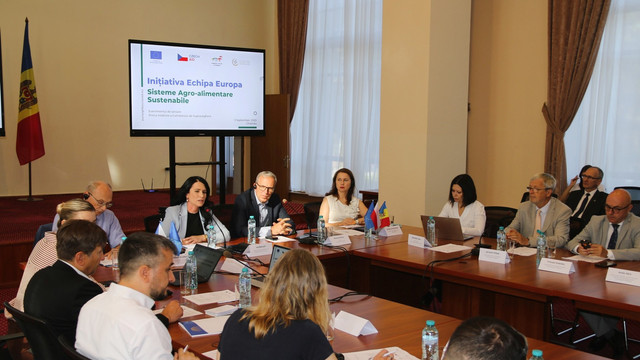 Investiții din partea Cehiei și Poloniei în valoare de 8,5 milioane de lei, pentru creșterea rezilienței agriculturii din Republica Moldova
Investiții din partea Cehiei și Poloniei în valoare de 8,5 milioane de lei, pentru creșterea rezilienței agriculturii din Republica Moldova
