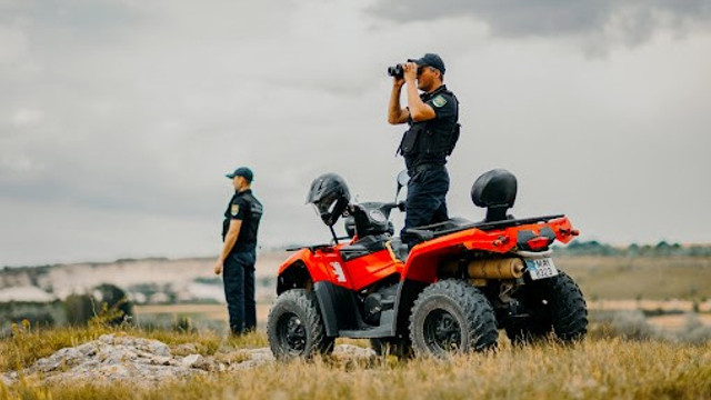 Polițiștii de frontieră vin cu recomandări pentru vânătoarea în zona frontierei în sezonul 2025 – 2026 Polițiștii de frontieră vin cu recomandări pentru vânătoarea în zona frontierei în sezonul 2025 – 2026