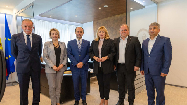 BNM și BNR intensifică dialogul prin proiecte comune și schimb de bune practici în domeniul monetar și numismatic BNM și BNR intensifică dialogul prin proiecte comune și schimb de bune practici în domeniul monetar și numismatic