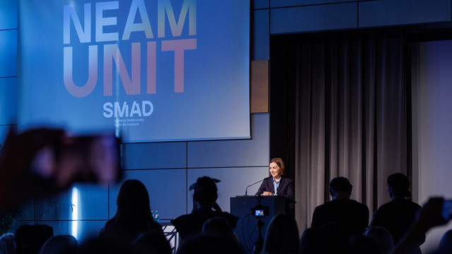Maia Sandu, la întâlnirea cu diaspora din Potsdam: „Oriunde ne poartă drumurile, rămânem uniți prin legătura cu Moldova” (FOTO) Maia Sandu, la întâlnirea cu diaspora din Potsdam: „Oriunde ne poartă drumurile, rămânem uniți prin legătura cu Moldova” (FOTO)