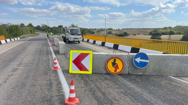 Trafic restricționat temporar pe mai multe poduri din țară: au loc lucrări de întreținere Trafic restricționat temporar pe mai multe poduri din țară: au loc lucrări de întreținere