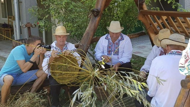 Două zile de tradiții, muzică și spectacole la Festivalul Loziei. Programul evenimentului
Două zile de tradiții, muzică și spectacole la Festivalul Loziei. Programul evenimentului