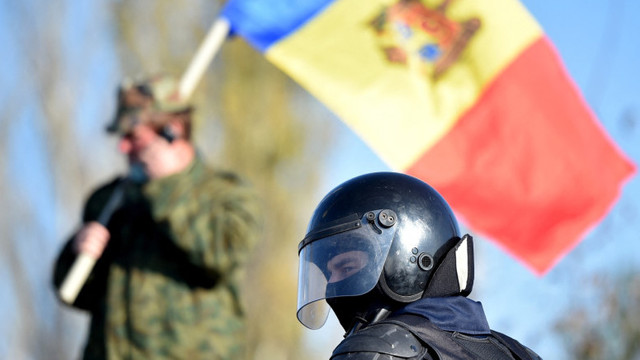 Investigație BBC: Cum încearcă Rusia, prin oligarhul Șor, să influențeze alegerile parlamentare din Republica Moldova. Rețea secretă de știri false
Investigație BBC: Cum încearcă Rusia, prin oligarhul Șor, să influențeze alegerile parlamentare din Republica Moldova. Rețea secretă de știri false