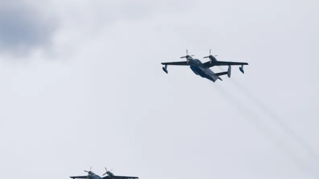 VIDEO | „Fantomele” ucrainene au lovit în premieră două avioane speciale rusești din Crimeea
VIDEO | „Fantomele” ucrainene au lovit în premieră două avioane speciale rusești din Crimeea