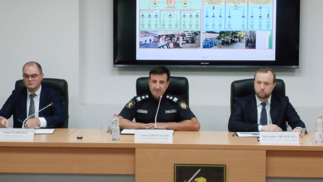Rezultatul celor peste 250 de percheziții: 74 de persoane, reținute. Oamenii legii investighează tineri care au fost instruiți în Serbia pentru destabilizări în masă Rezultatul celor peste 250 de percheziții: 74 de persoane, reținute. Oamenii legii investighează tineri care au fost instruiți în Serbia pentru destabilizări în masă