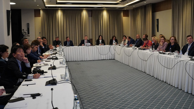 ELECTORALA 2025 | Membrii CEC, întrevedere cu experții electorali internaționali care vor monitoriza alegerile parlamentare
