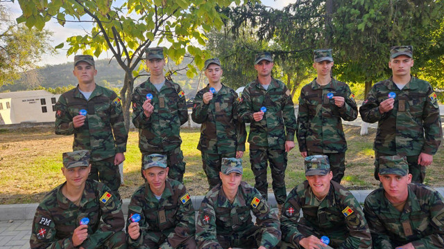 FOTO | Militarii din garnizoanele Armatei Naționale și-au exercitat dreptul la vot