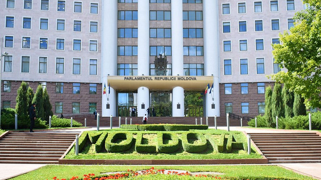 Experți: Noul Parlament trebuie să își îmbunătățească calitatea actului de guvernare, pentru a asigura aderarea Republicii Moldova la UE până în 2028 