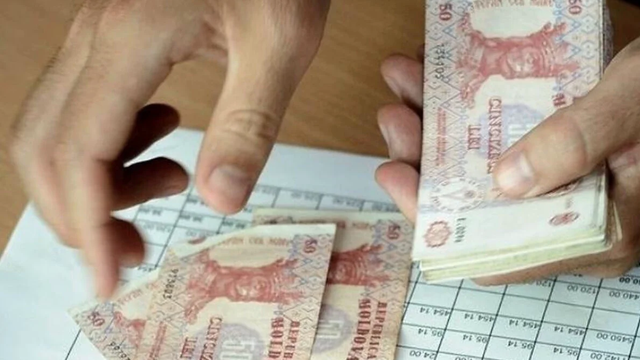 CNAS a finanțat prima tranșă a pensiilor și alocațiilor sociale pentru luna octombrie 