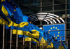 UE vrea să dea Ucrainei 140 de miliarde de euro din activele rusești înghețate. Reacția Kremlinului