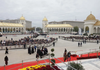 LIVE VIDEO Catedrala Națională, în ziua sfințirii: Slujba a început, mii de persoane sunt deja lângă lacaș. Patriarhul Daniel și Patriarhul Bartolomeu sfințesc azi catedrala, după 15 ani de construcție