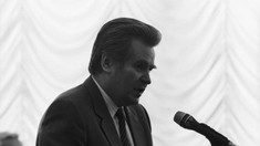 Fostul director al publicației „Pravda” a murit după ce a căzut de la etajul 14. „Știa multe despre banii Partidului Comunist”