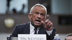 „Suntem alarmați”: Psihiatri americani cer înlăturarea din funcție a secretarului pentru Sănătate, Robert F. Kennedy Jr.