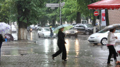 METEO | Vremea mohorâtă se menține și astăzi, cu ploi pe arii extinse ale Republicii Moldova