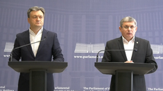 LIVE | Președintele Parlamentului, Igor Grosu, și premierul Dorin Recean susțin o conferință comună de presă