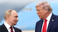 „Mă voi întâlni cu Putin la Budapesta” . Discuție telefonică Putin – Trump înainte ca Zelenski să ajungă la Washington