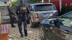 Fost angajat al ASP, reținut în dosarul de corupție la eliberarea permiselor de conducere în raionul Călărași
