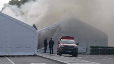 VIDEO | Focuri de armă în fața Parlamentului din Serbia și incendiu în zona unde stau susținători pro-guvernanamentali. Vucic denunță un „act terorist”