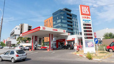 Expert: Lukoil Moldova nu dispare peste noapte, retragerea nu va provoca deficit de carburanți