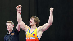 Eugeniu Mihălcean a devenit vicecampion mondial la lupte greco-romane U-23