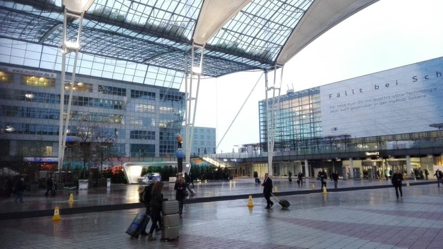 Aeroportul din München a fost închis a doua noapte consecutiv, după o nouă alertă cu drone
