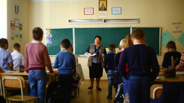 Republica Moldova marchează Ziua Profesională a Lucrătorilor din Învățământ