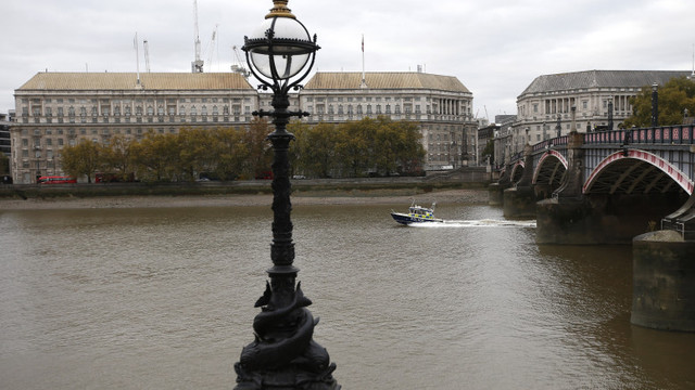 Avertisment rar al celebrului serviciu secret britanic MI5. Mesajul public transmis politicienilor din Marea Britanie
Avertisment rar al celebrului serviciu secret britanic MI5. Mesajul public transmis politicienilor din Marea Britanie