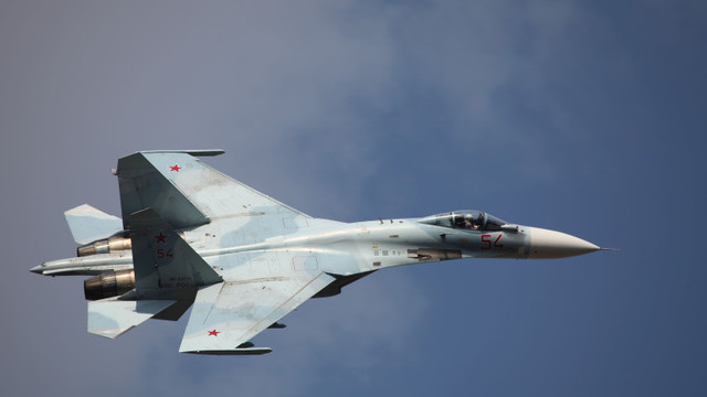 Rușii și-ar fi doborât propriul avion de vânătoare încercând să doboare dronele Kievului
Rușii și-ar fi doborât propriul avion de vânătoare încercând să doboare dronele Kievului
