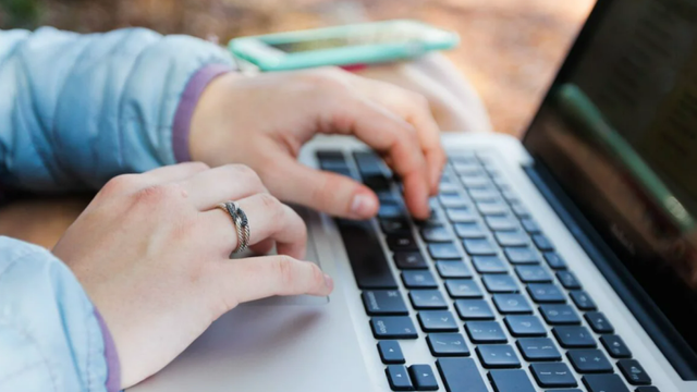 Toate serviciile ANSA pentru antreprenori au fost digitalizate. Lista serviciilor disponibile online Toate serviciile ANSA pentru antreprenori au fost digitalizate. Lista serviciilor disponibile online
