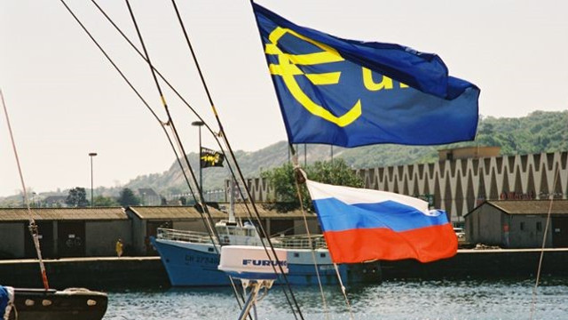 UE propune un mecanism prin care Ucraina să utilizeze active rusești înghețate pentru dezvoltarea industriei naționale de apărare și achiziții de armament UE propune un mecanism prin care Ucraina să utilizeze active rusești înghețate pentru dezvoltarea industriei naționale de apărare și achiziții de armament