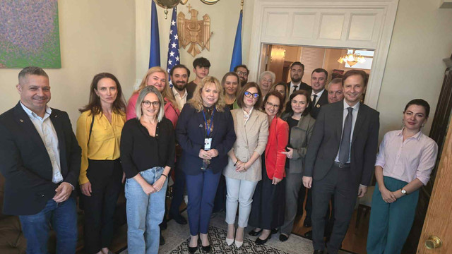 Guvernatoarea BNM, Anca Dragu, în dialog cu cetățenii R. Moldova stabiliți în SUA: Fiecare cetățean moldovean, indiferent unde se află, poate contribui la integrarea europeană Guvernatoarea BNM, Anca Dragu, în dialog cu cetățenii R. Moldova stabiliți în SUA: Fiecare cetățean moldovean, indiferent unde se află, poate contribui la integrarea europeană