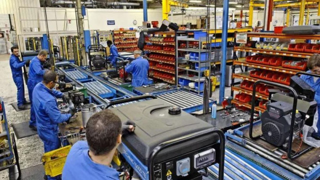 Producția industrială a crescut cu peste 3% în luna august Producția industrială a crescut cu peste 3% în luna august