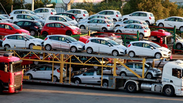 Aplicarea TVA la importul autovehiculelor ar putea fi amânată până la aderarea R. Moldova la UE, anunță deputatul Radu Marian Aplicarea TVA la importul autovehiculelor ar putea fi amânată până la aderarea R. Moldova la UE, anunță deputatul Radu Marian