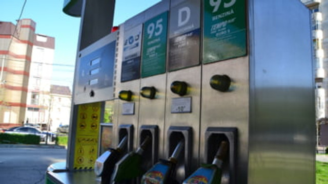Motorina se scumpește cu 13 bani. Cât va costa benzina mâine, 29 octombrie  Motorina se scumpește cu 13 bani. Cât va costa benzina mâine, 29 octombrie