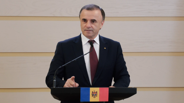 Deputatul neafiliat Vasile Tarlev salută desemnarea lui Munteanu, dar nu garantează votul
 Deputatul neafiliat Vasile Tarlev salută desemnarea lui Munteanu, dar nu garantează votul
