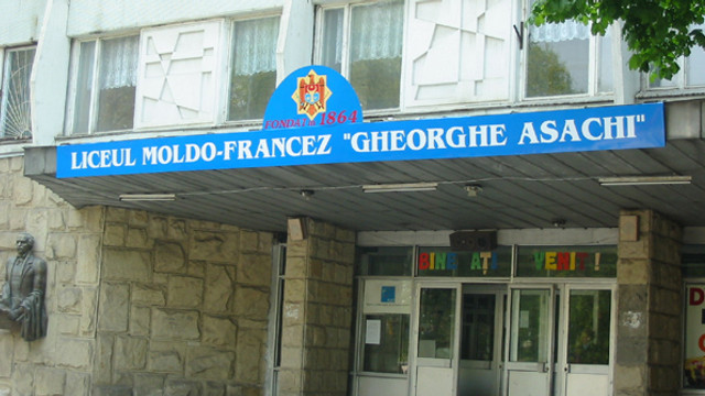 Directoarea Liceului „Gheorghe Asachi” riscă să rămână fără gradele didactice și manageriale