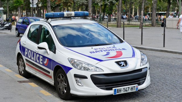 Franța. Un bărbat a intrat cu mașina în mai mulți pietoni, în timp ce striga „Allah Akbar”
