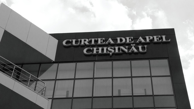 O judecătoare de la Curtea de Apel Centru, demisă în urma evaluării externe. Alți doi magistrați au promovat vettingul