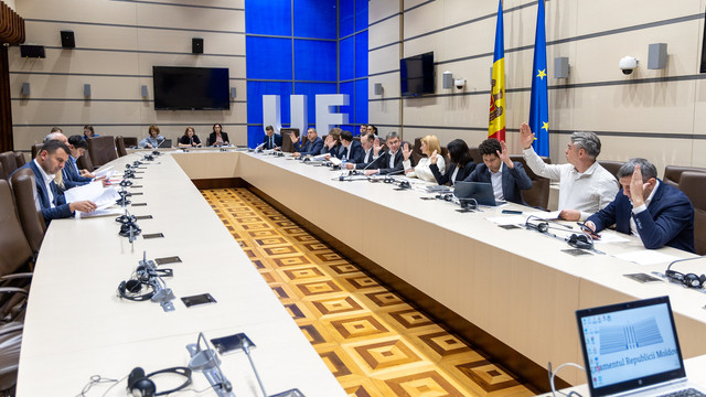 Parlamentul este convocat pe 7 noiembrie. În deschiderea ședinței, președinta Parlamentului European, Roberta Metsola, va susține un discurs